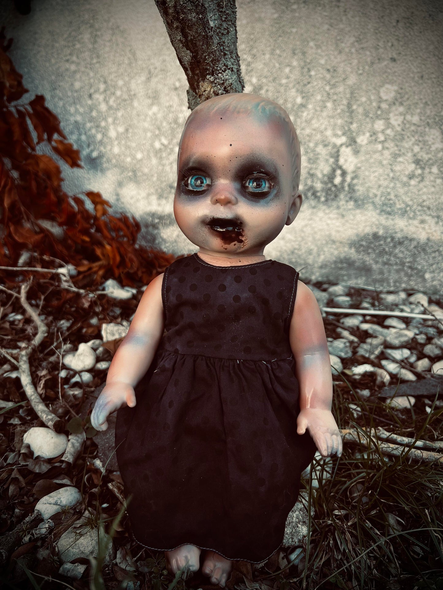 Meet Delilah 15" Animated Vinyl Doll Witchy Creepy Haunted Spirit Infected Scary Poltergeist Spooky Wicca Possessed Halloween Fall Gothic