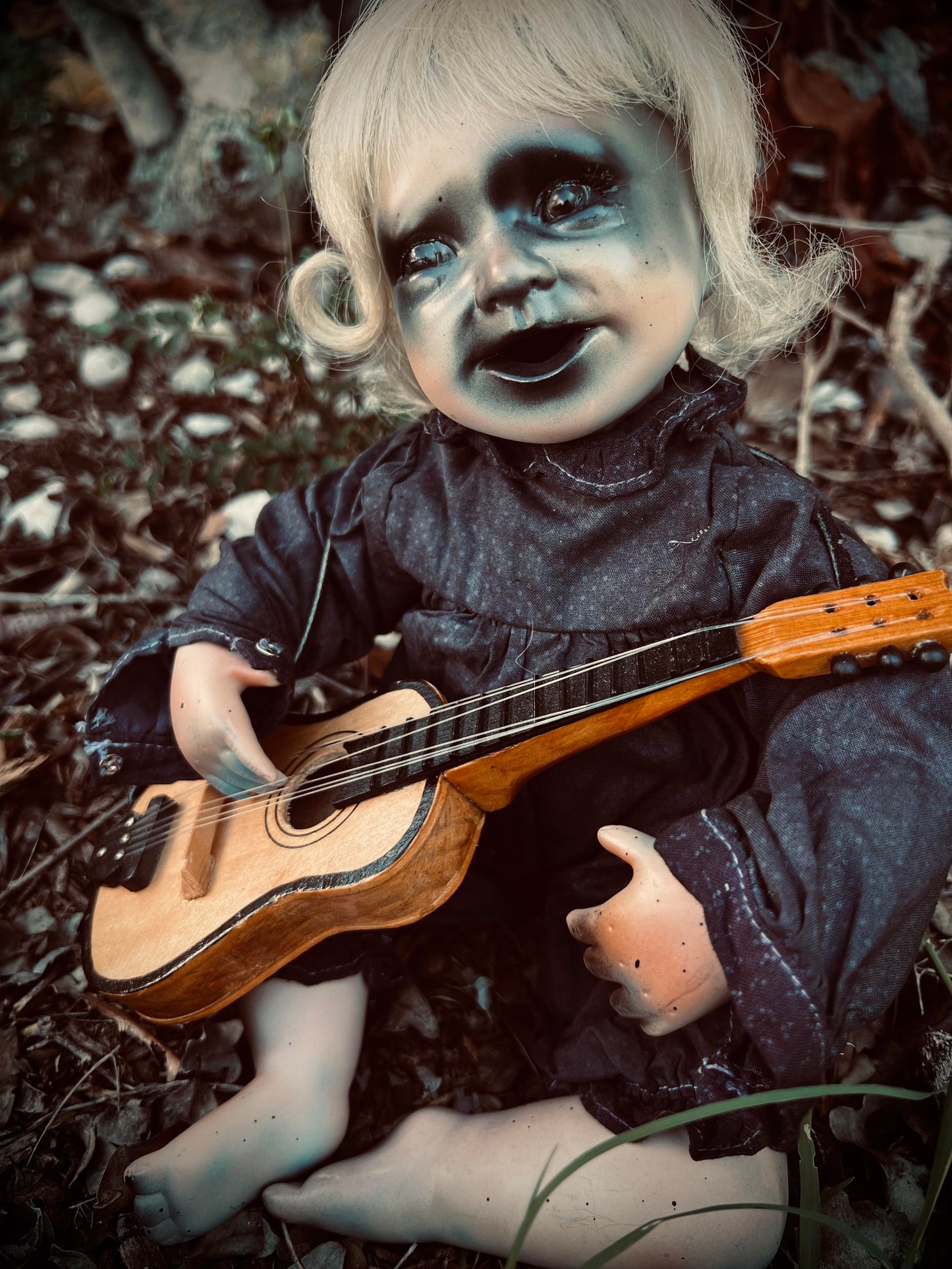 Meet Quinn 12" Doll Porcelain Witchy Creepy Haunted Spirit Infected Scary Poltergeist Spooky Wicca Possessed Halloween Fall Gothic