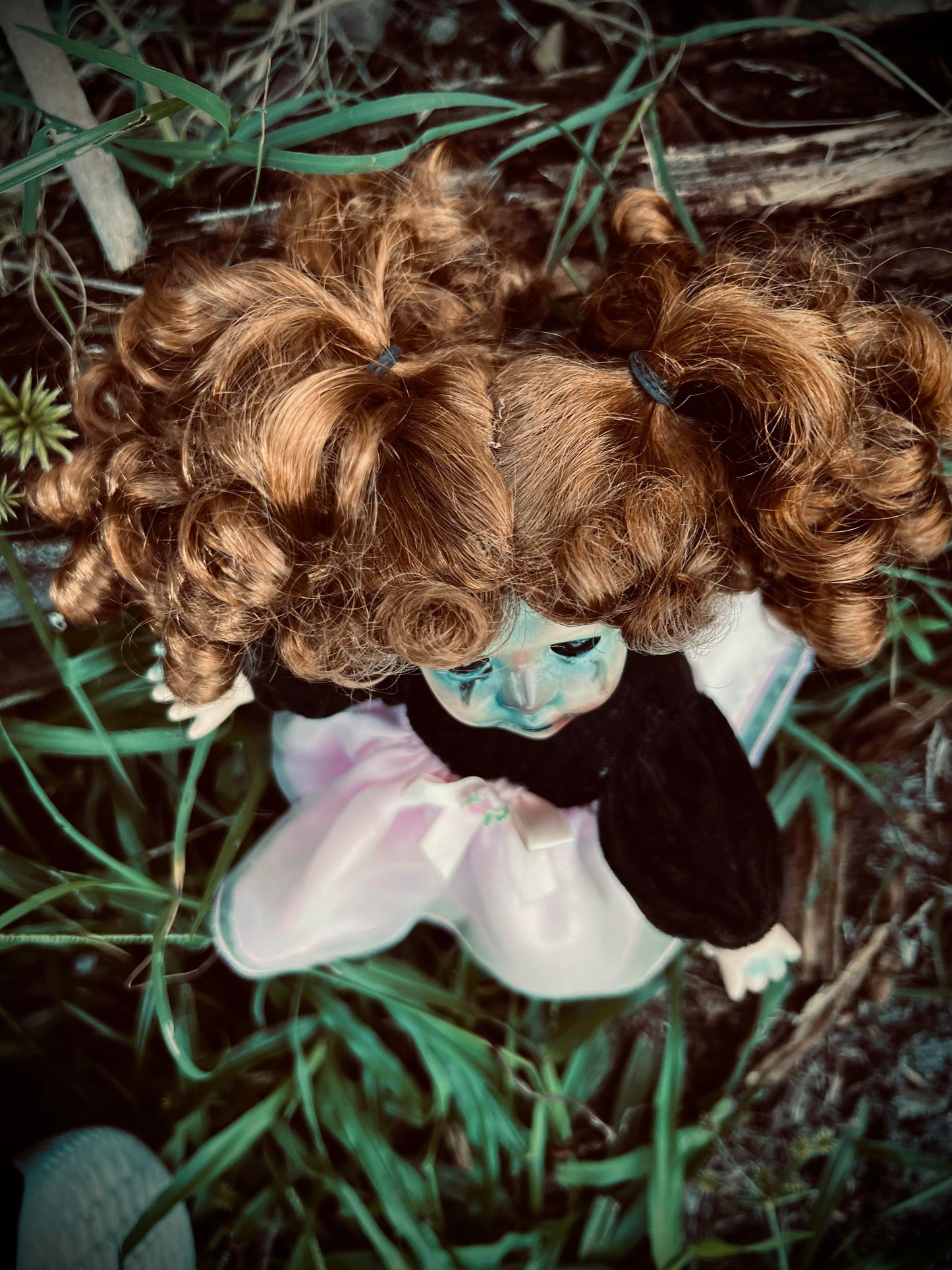 Meet Beth 10" Doll Porcelain Witchy Creepy Haunted Spirit Infected Scary Poltergeist Spooky Wicca Possessed Fall Gothic Positive Energy