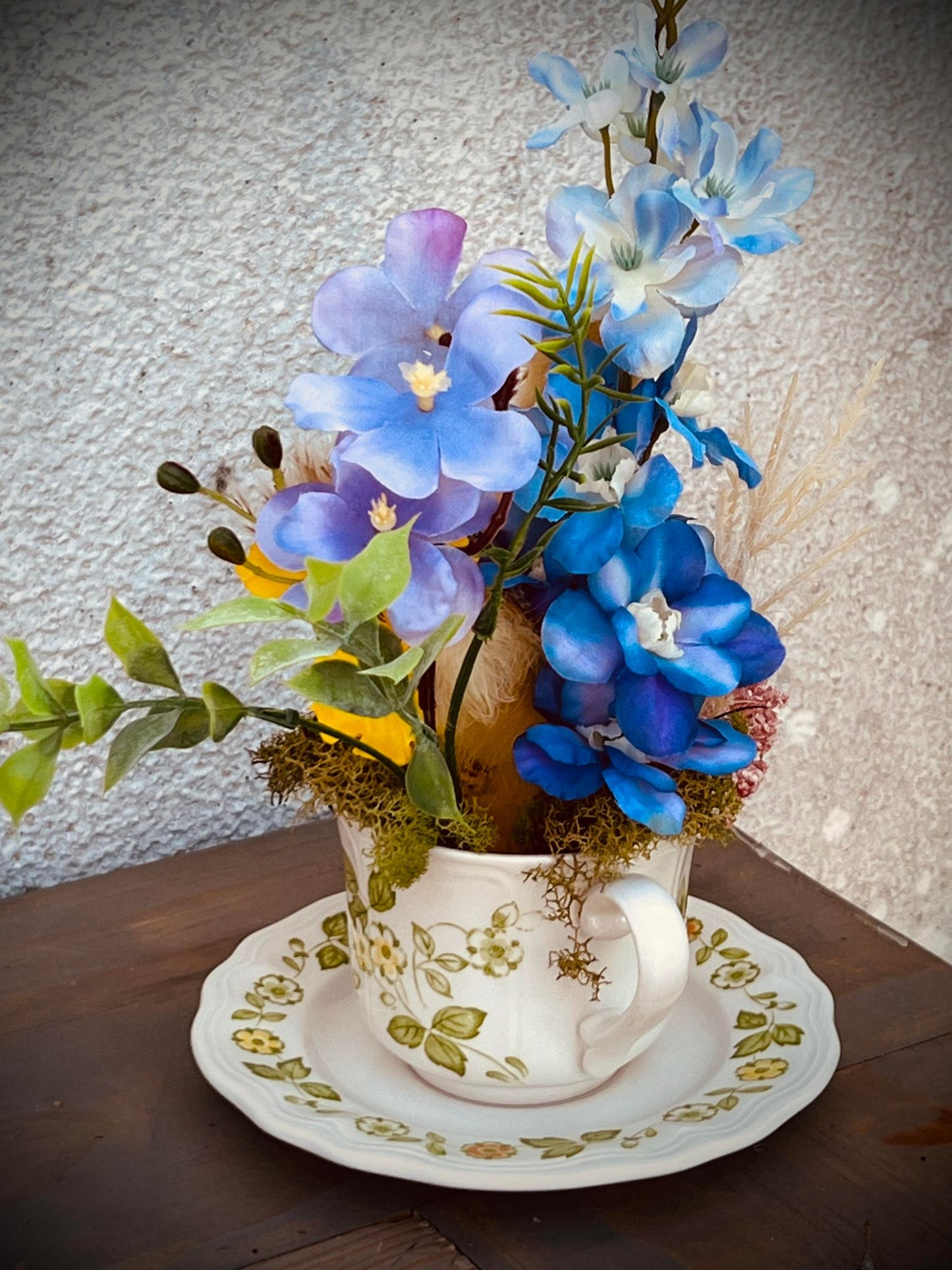 Baby Duckling Teacup Taxidermy, Gift Idea, Baby Duck on display, Oddity, Oddities, Occult, Curiosities bizarre biology specimen collection
