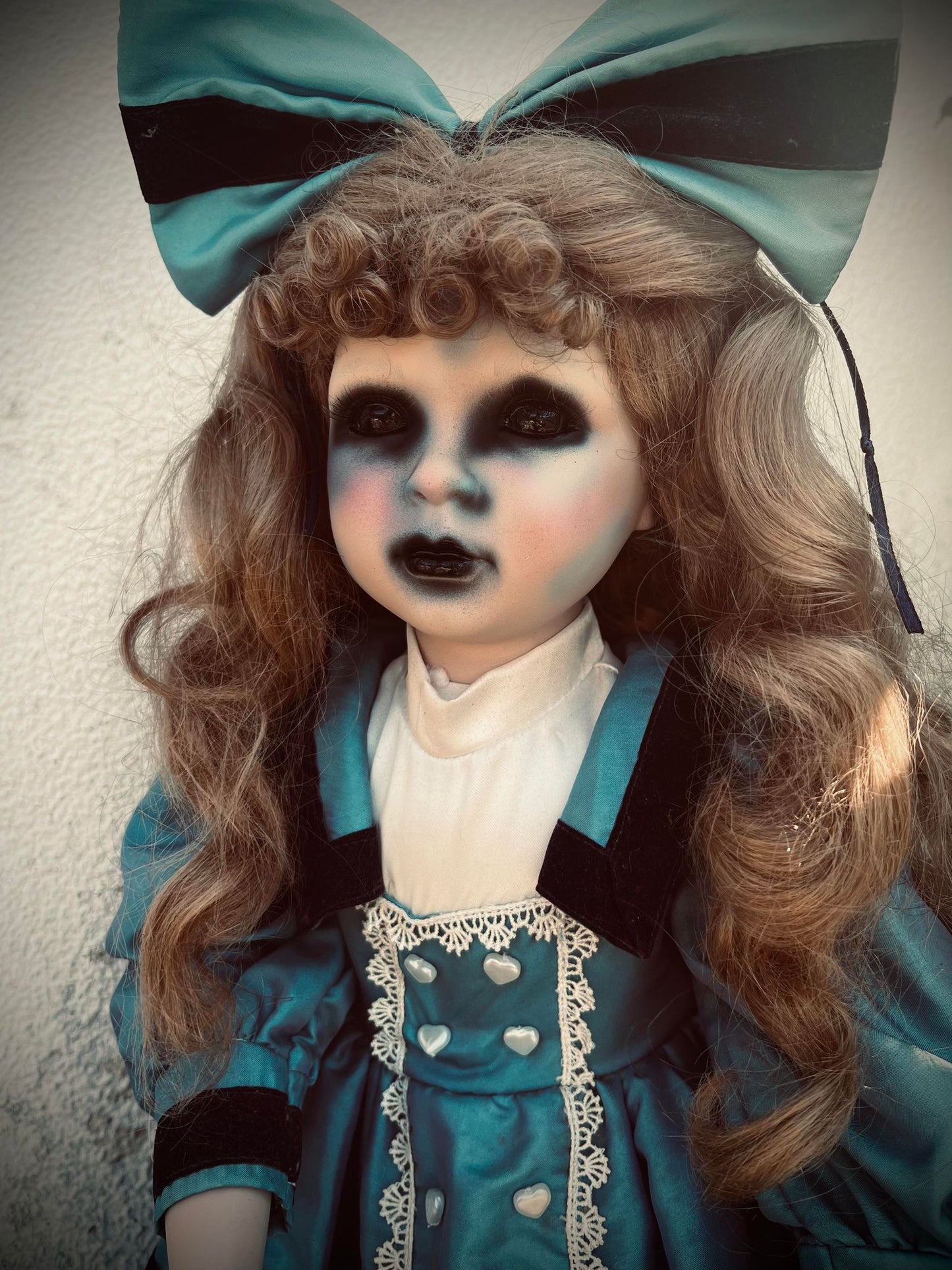 Meet Hannah 25" Large Doll Porcelain Zombie Undead Witchy Creepy Haunted Spirit Infected Scary Spooky Possessed Positive Oddity Gift Idea