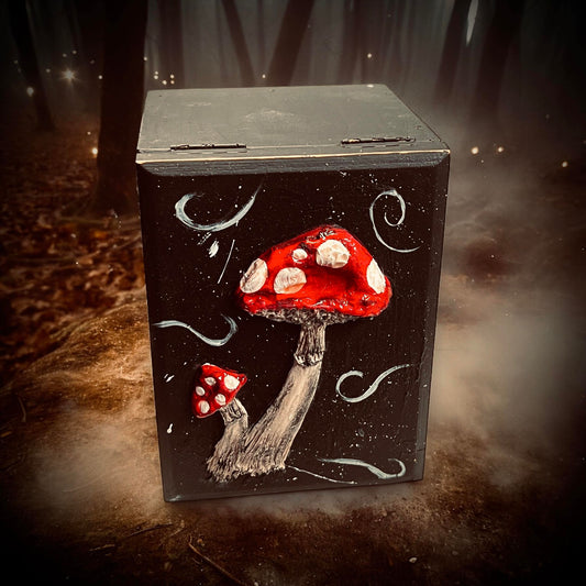 Mushroom Witch Wooden Box Trinket Oddity Box Clay Sculpture Curiosity, Oddity, Unique Gift Idea, Creepy Unusual Hand Crafted One of a Kind