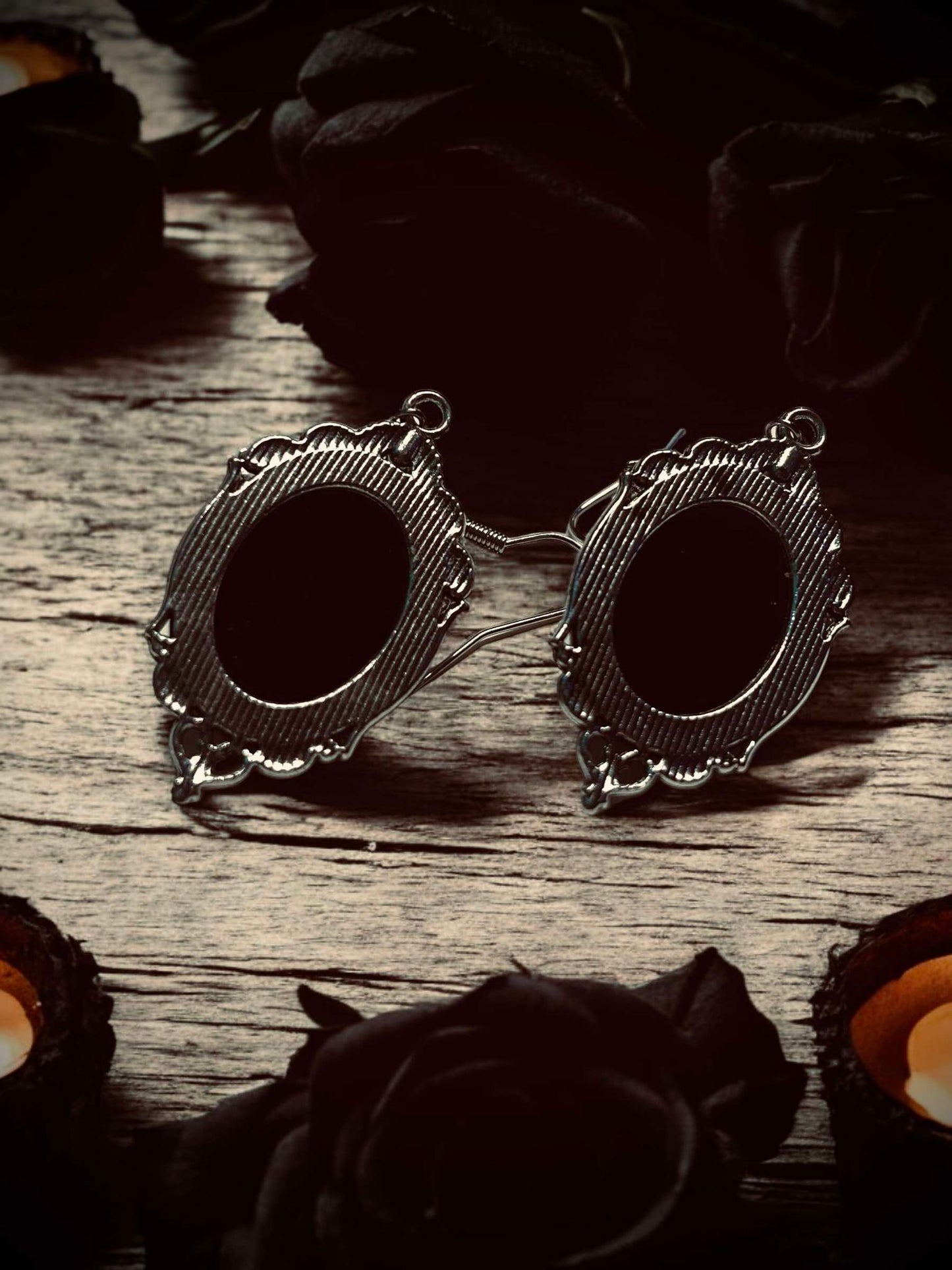 Black Gem Bat Dangle Earrings, Punk Hanging Earrings, Gothic Pendant Earrings, Witchy Earrings, Unique Halloween Gifts Oddity Jewelry Wiccan