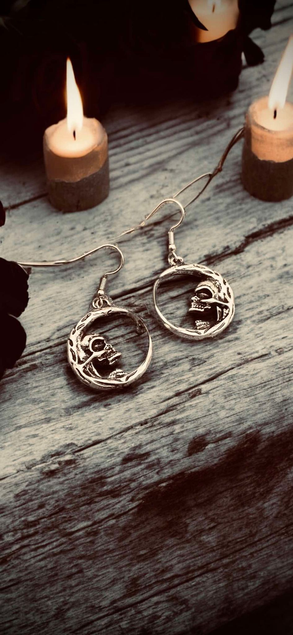 Half Moon Skull Face Crescent Skeleton Full Body Retro Skull Dangle Earrings, Punk Hanging, Gothic Witchy Halloween Gifts Oddity Jewelry