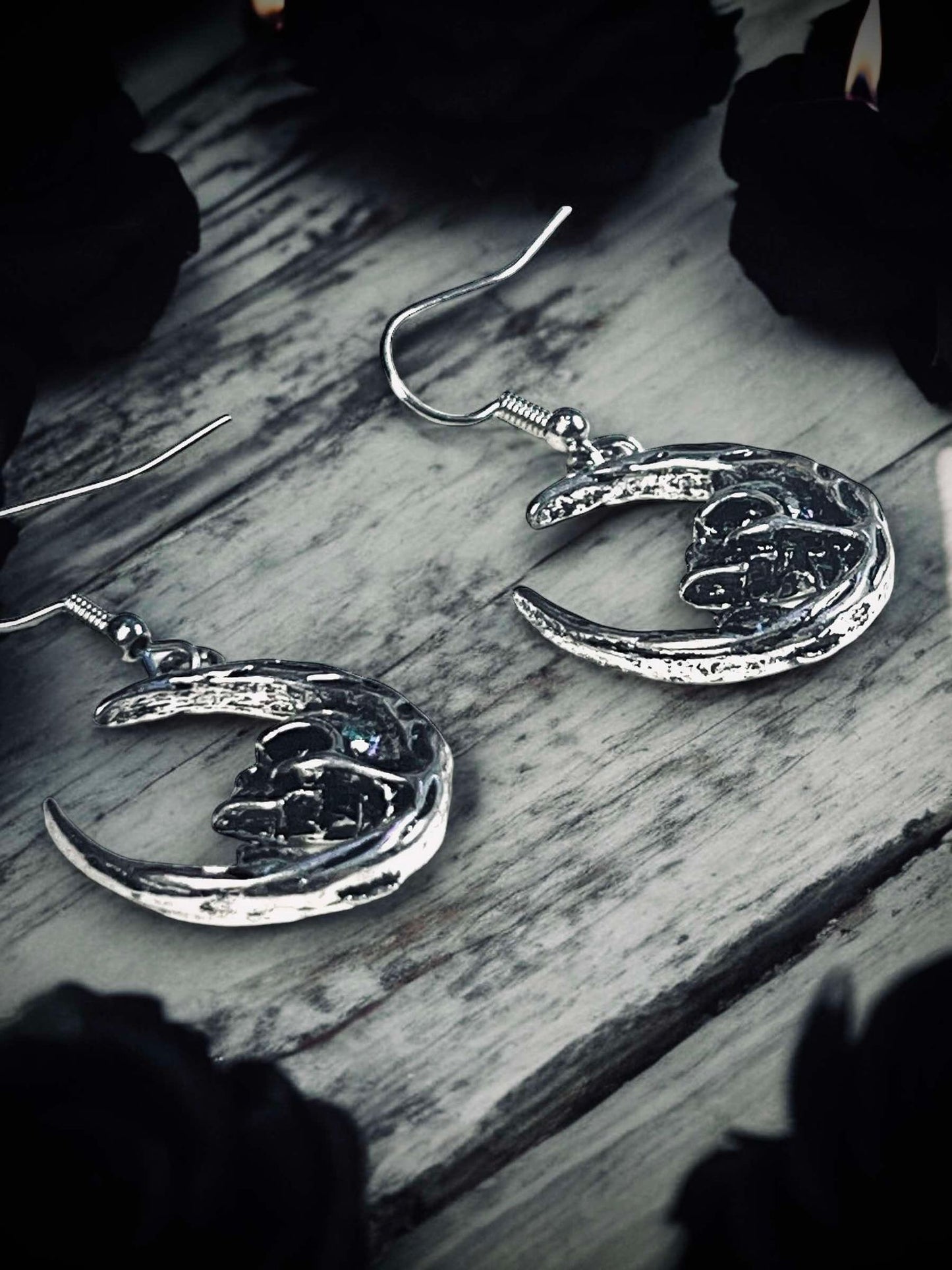 Half Moon Skull Face Crescent Skeleton Full Body Retro Skull Dangle Earrings, Punk Hanging, Gothic Witchy Halloween Gifts Oddity Jewelry