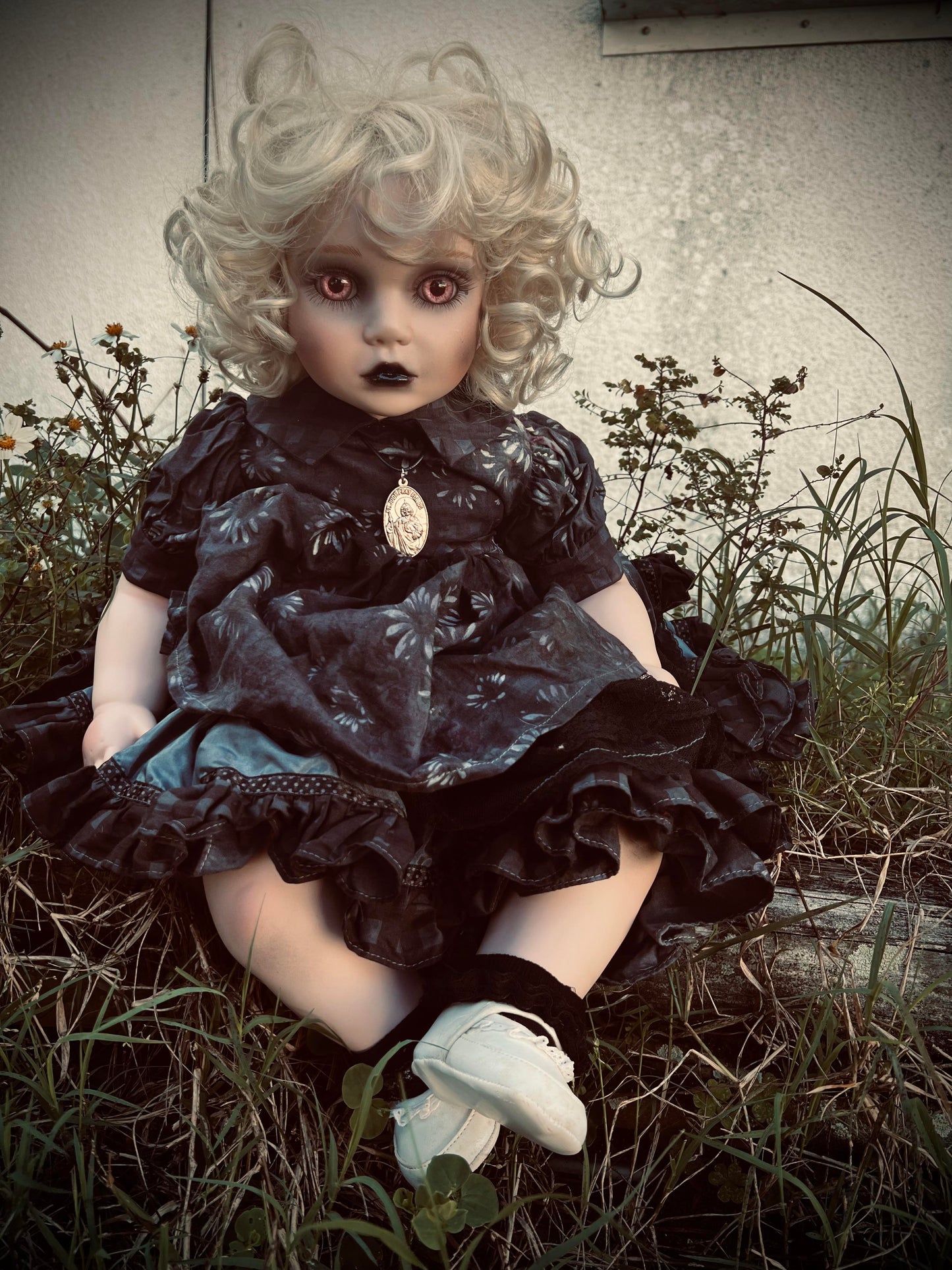 Meet Aurora 20" Doll Porcelain Witchy Creepy Haunted Spirit Infected Scary Spooky Zombie Possessed Gothic Positive Energy Gift Idea Oddity