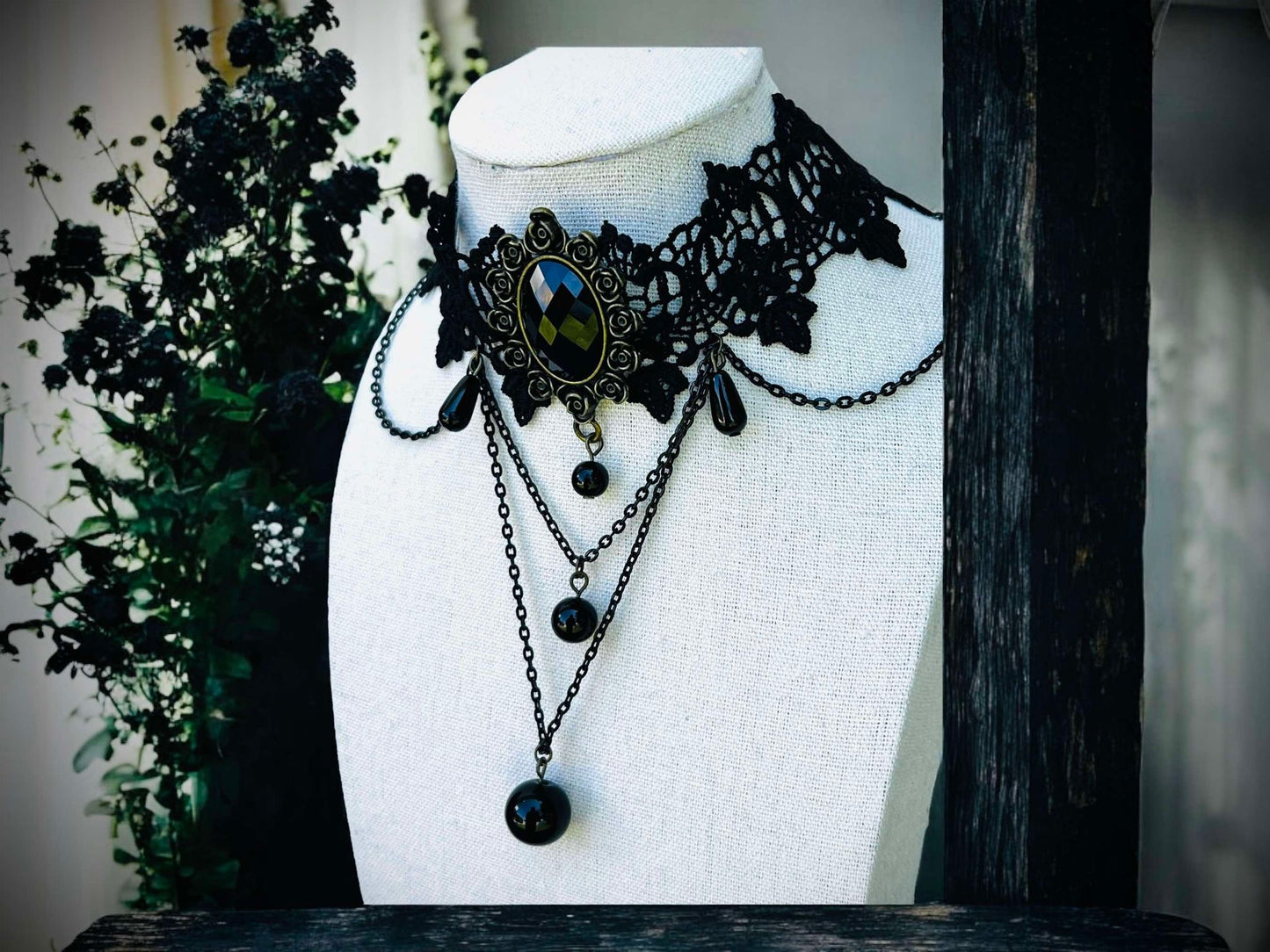 Retro Beaded Chains Charms Choker Necklace Black Gift Idea Oddity Jewelry Gothic Halloween Costume Woman Fantasy Vampire Dress Up Punk