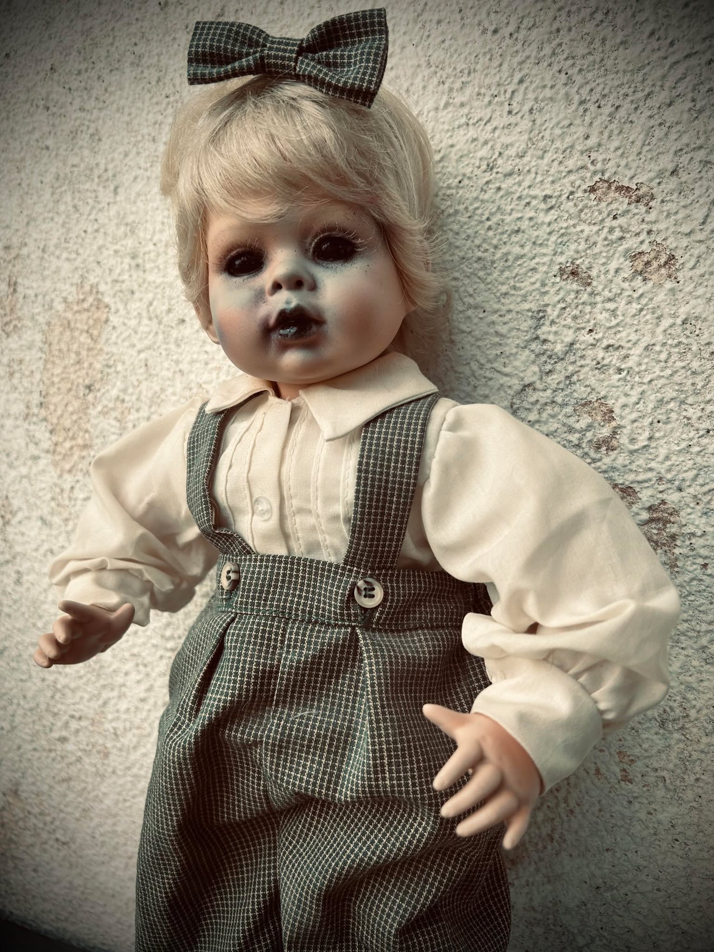 Meet Holly 16" Doll Porcelain Undead Creepy Haunted Spirit Supernatural Possessed Positive Oddity Occult Paranormal Gift Idea Specimen 1252