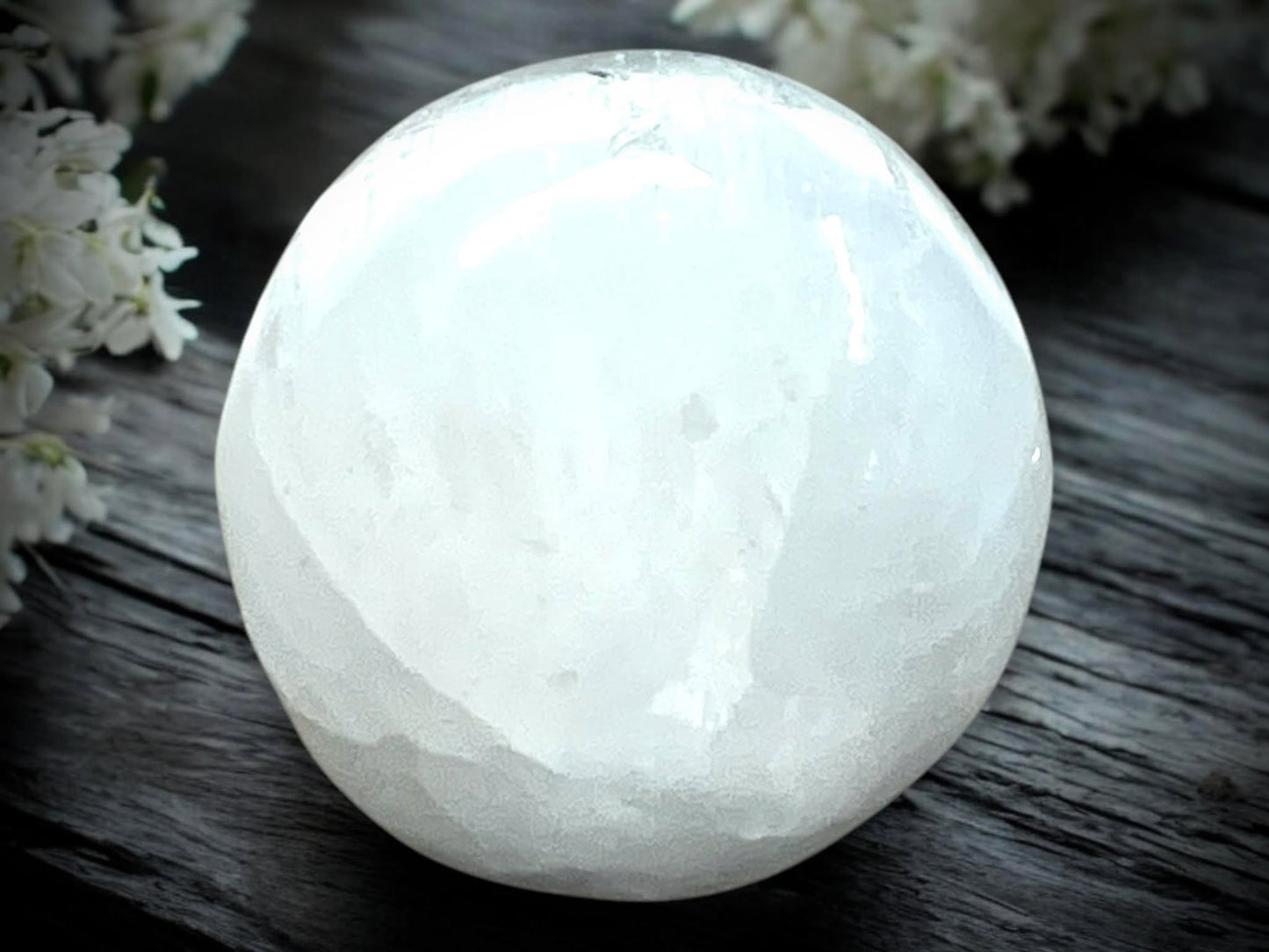 Selenite 25 mm Tumbled Stone Sphere Perfect Gift Idea Spiritual Wiccan Oddity Witchcraft Occult Idea Natural Stones Marble Spiritual Chakras