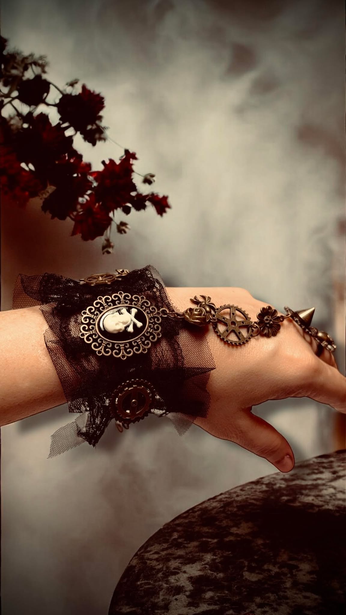 Black Steam Punk Skull Gears Spike Ring Adjustable Bracelet Gift Idea Oddity Jewelry Gothic Halloween Costume Woman Fantasy Vampire Dress Up