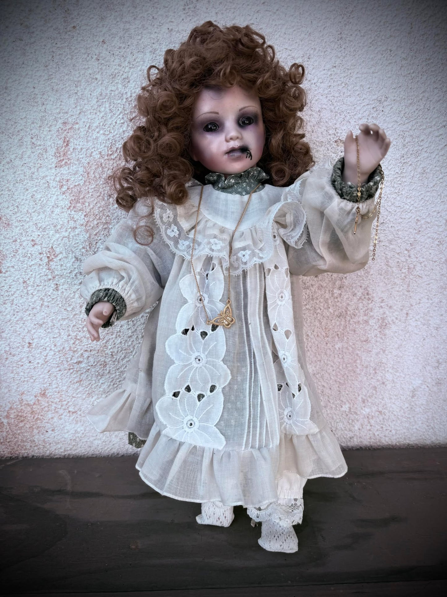 Meet Alyssa 18" Doll Porcelain Creepy Haunted Spirit Supernatural Possessed Positive Oddity Occult Paranormal Gift Idea Specimen 1244