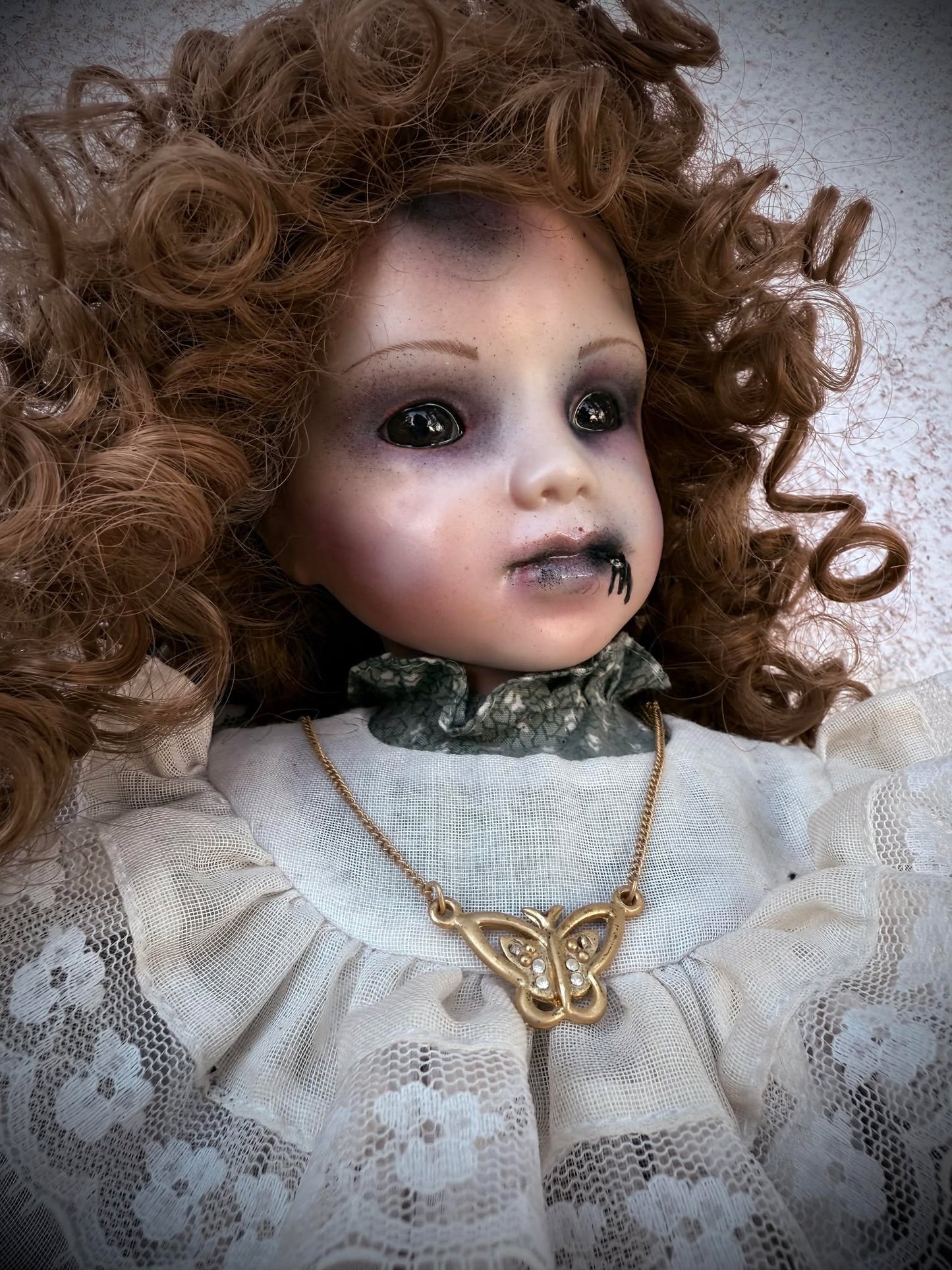 Meet Alyssa 18" Doll Porcelain Creepy Haunted Spirit Supernatural Possessed Positive Oddity Occult Paranormal Gift Idea Specimen 1244