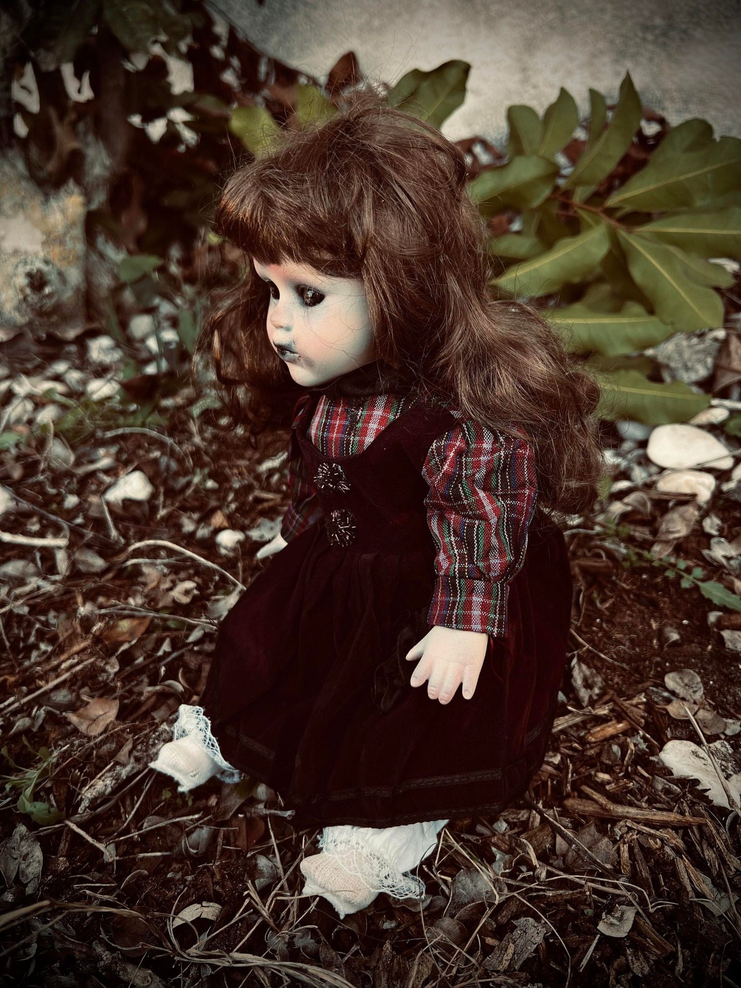 Meet Robin 11" Doll Porcelain Witchy Creepy Haunted Spirit Infected Scary Spooky Zombie Possessed Fall Gothic Positive Energy gift idea